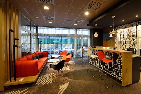 Ibis City Hotel Budapest in the city centre at Blaha Lujza square at discounted rates