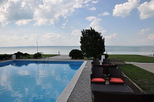 Outdoor pool - Hotel Siofok on the shore of Lake Balaton