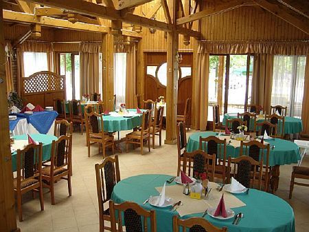 Restaurant of Hotel Korona - 3-star Hotel Korona in Siofok - hotel close to Lake Balaton