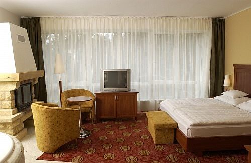 4* Grandhotel Galya deluxe room at affordable price in Galyateto