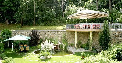 Terrace - Hotel Villa Medici at the foot of Valley Bridge