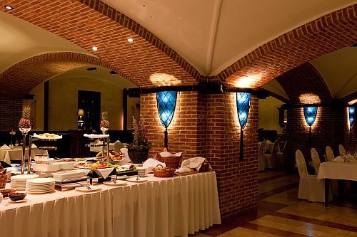 Andrassy Residence Hotel - 5-star hotel in Tarcal  - restaurant in Tarcal