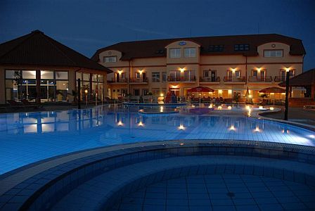 Wellness weekend in Aqua Spa Wellness Hotel in Cserkeszolo