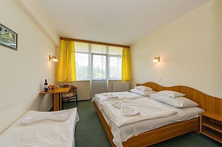 Low-priced accommodation in Hotel Nostra in Siófok