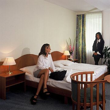 Debrecen hotel Nagyerdo - room - Wellness and Spa hotel