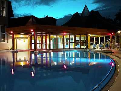 Danubius Health Spa Resort Heviz - former Thermal Hotel Heviz - new outdoor experience pool