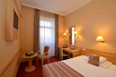 ✔️ Palatinus Grand Hotel Pécs ***